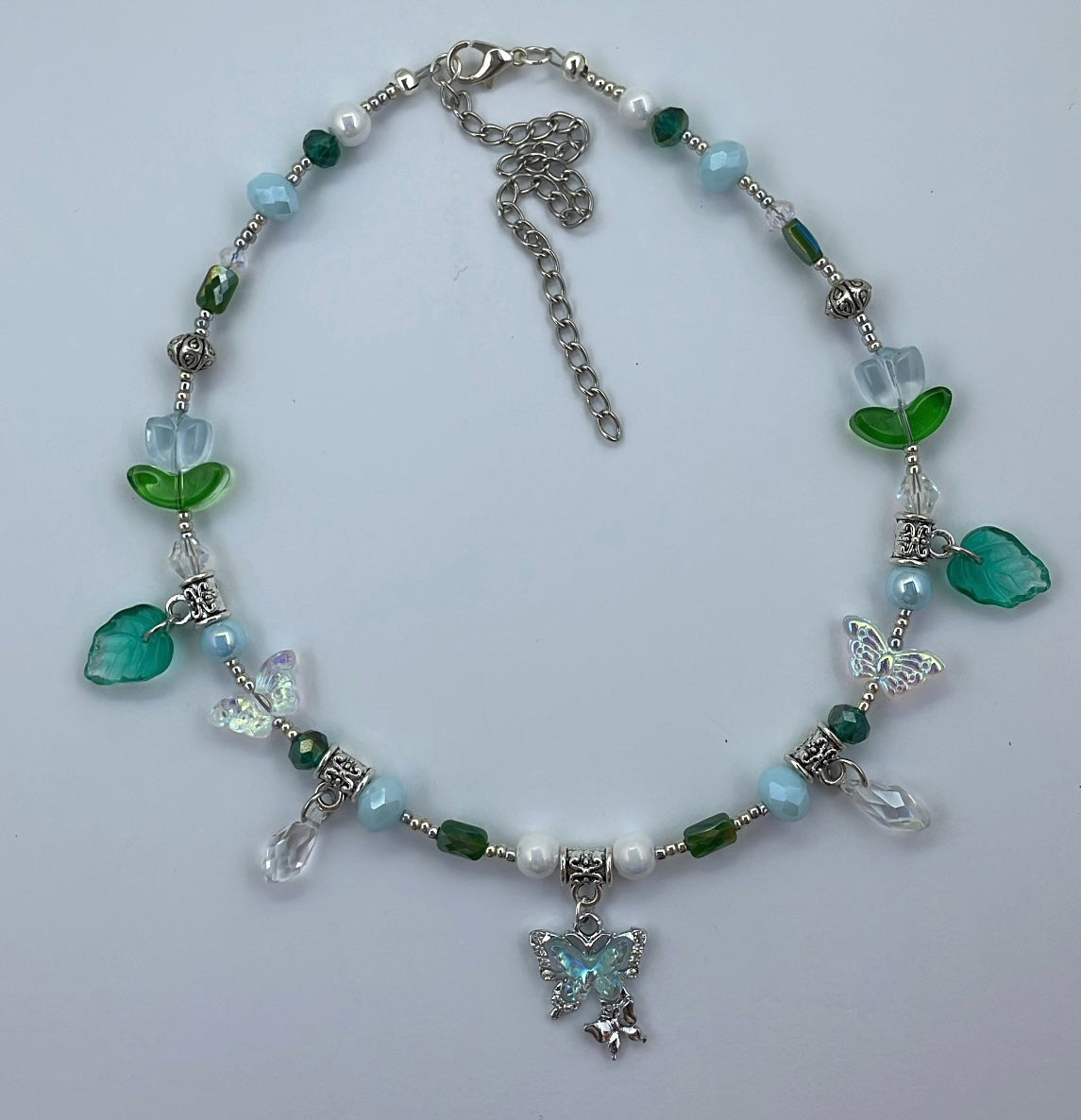 Shimmer on the river choker