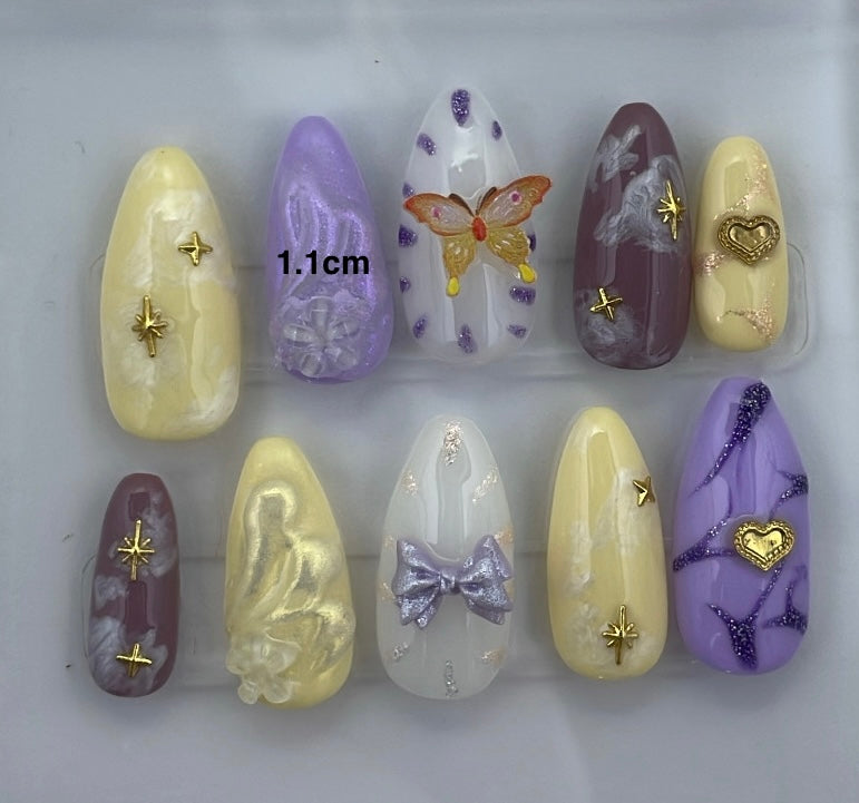 Lilac gold press on nails
