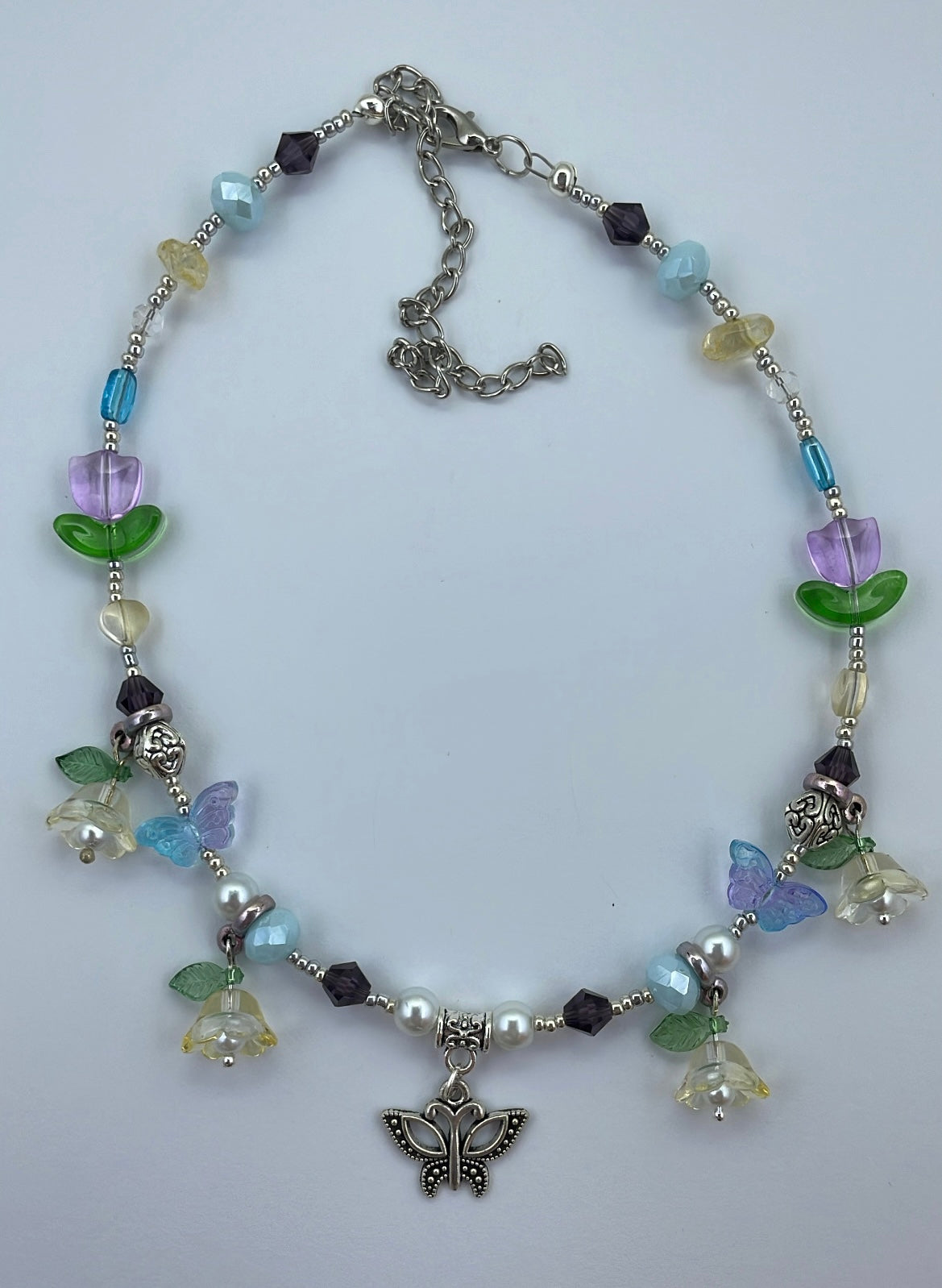 Buttercup moth choker