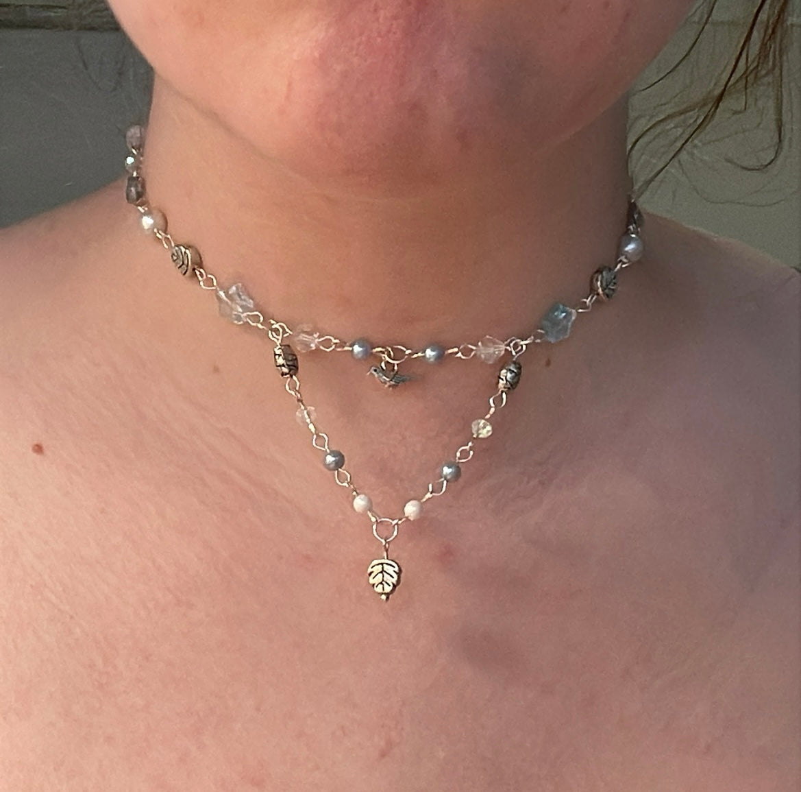 Blue little sparrow choker