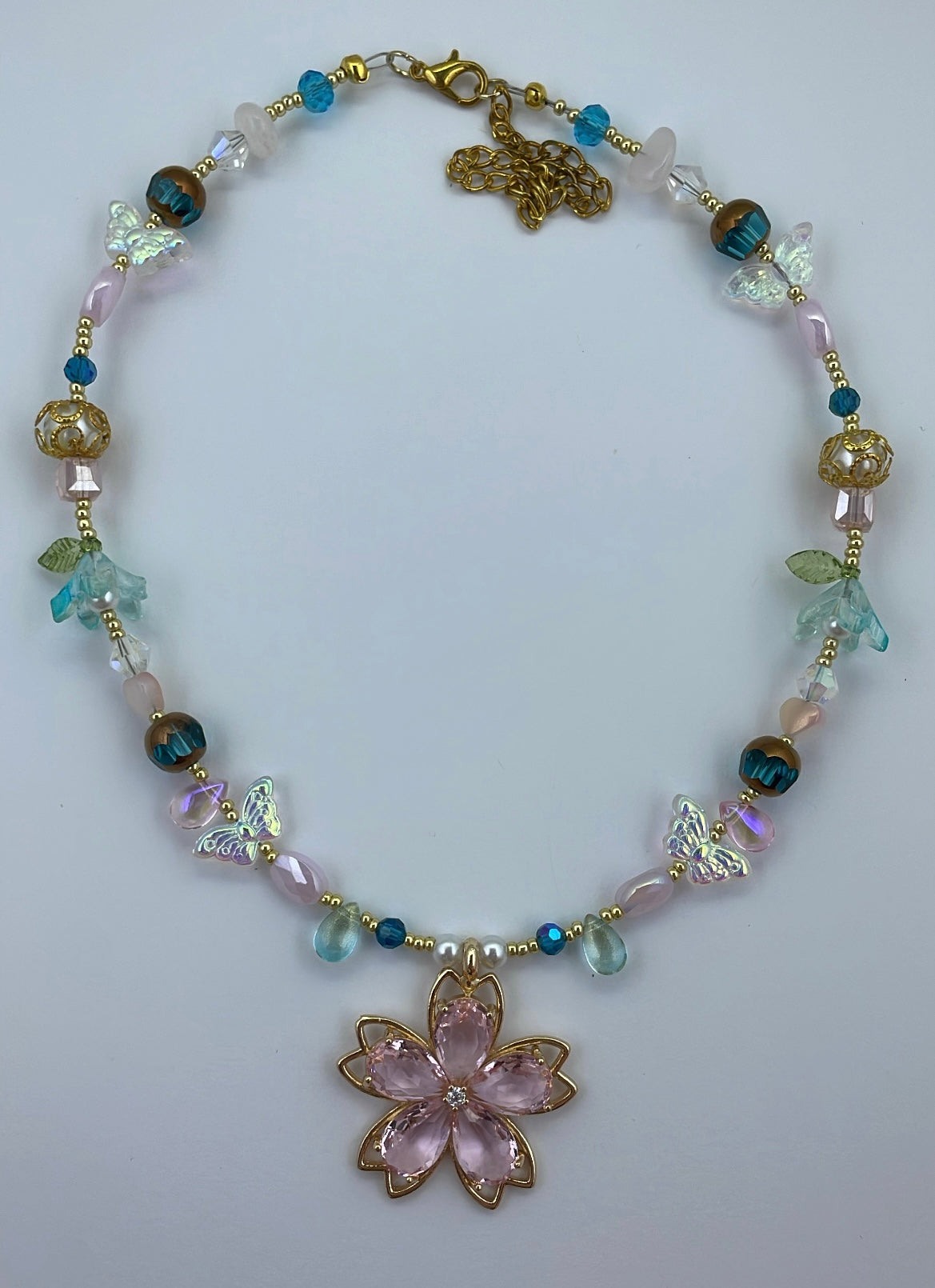 Pastel pink petals choker