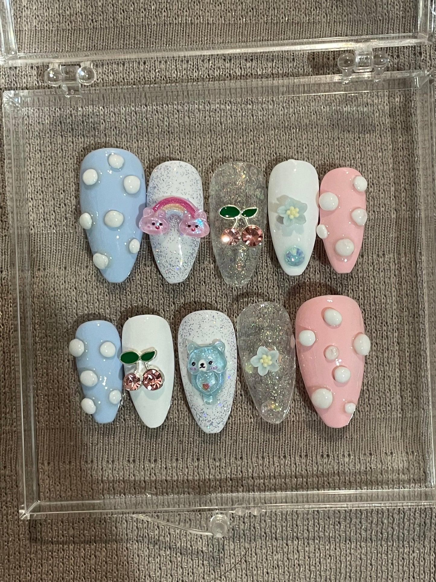 2000s toy box press on nails