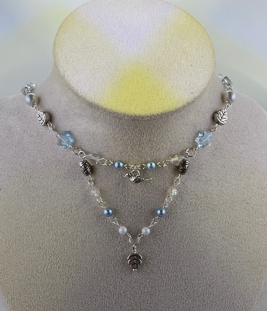 Blue little sparrow choker