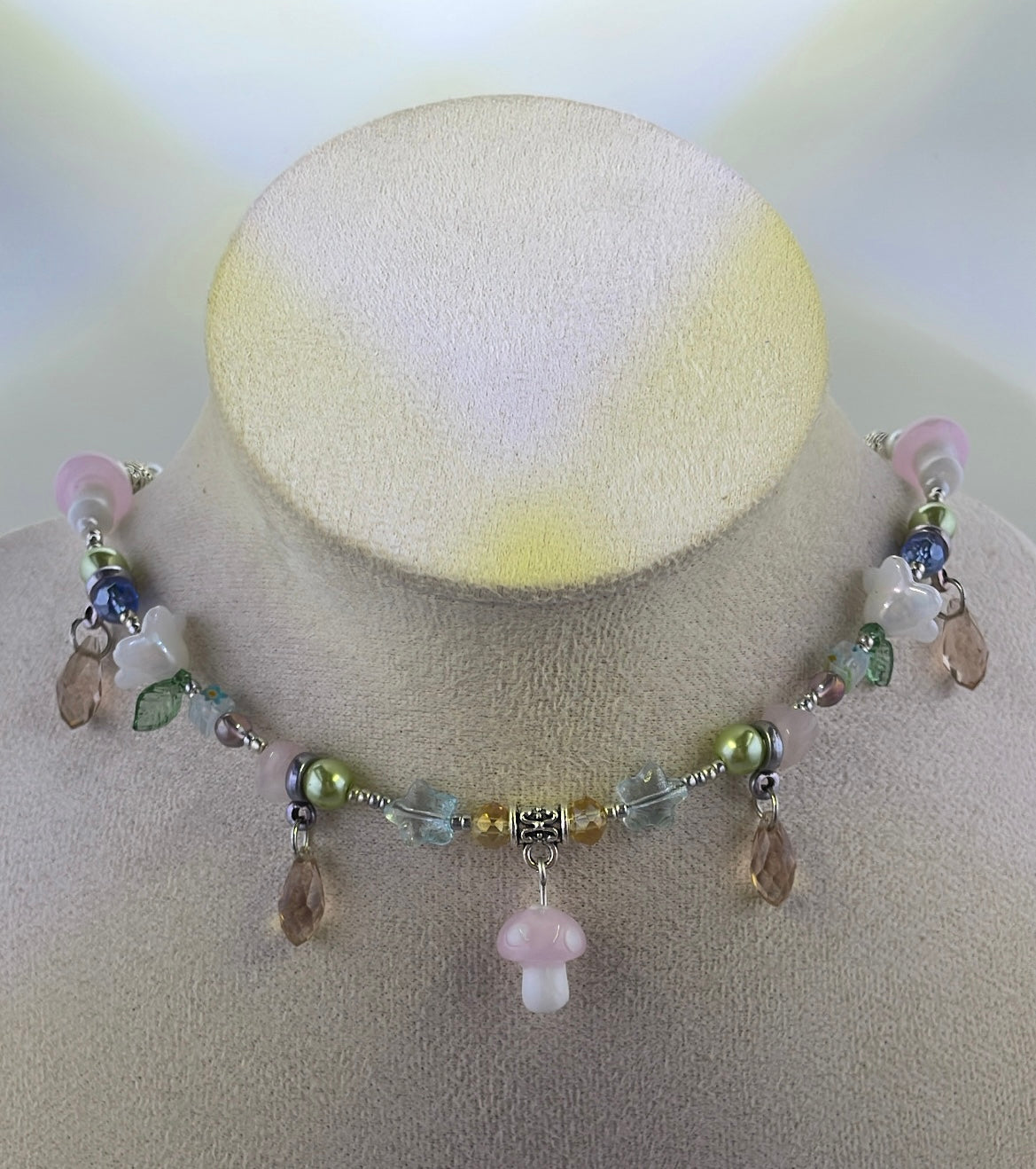 Magic mushrooms choker