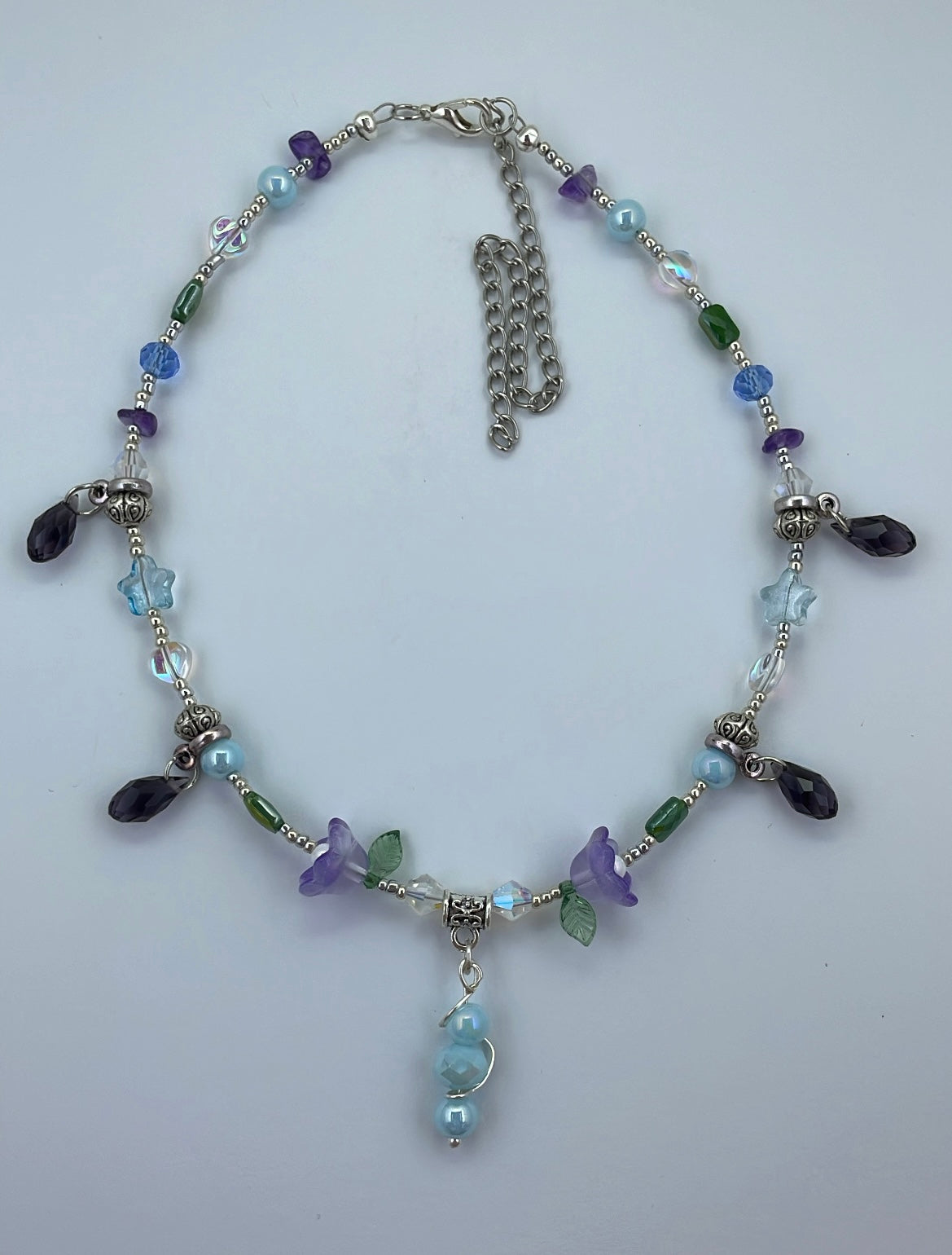 Blue cocoon choker