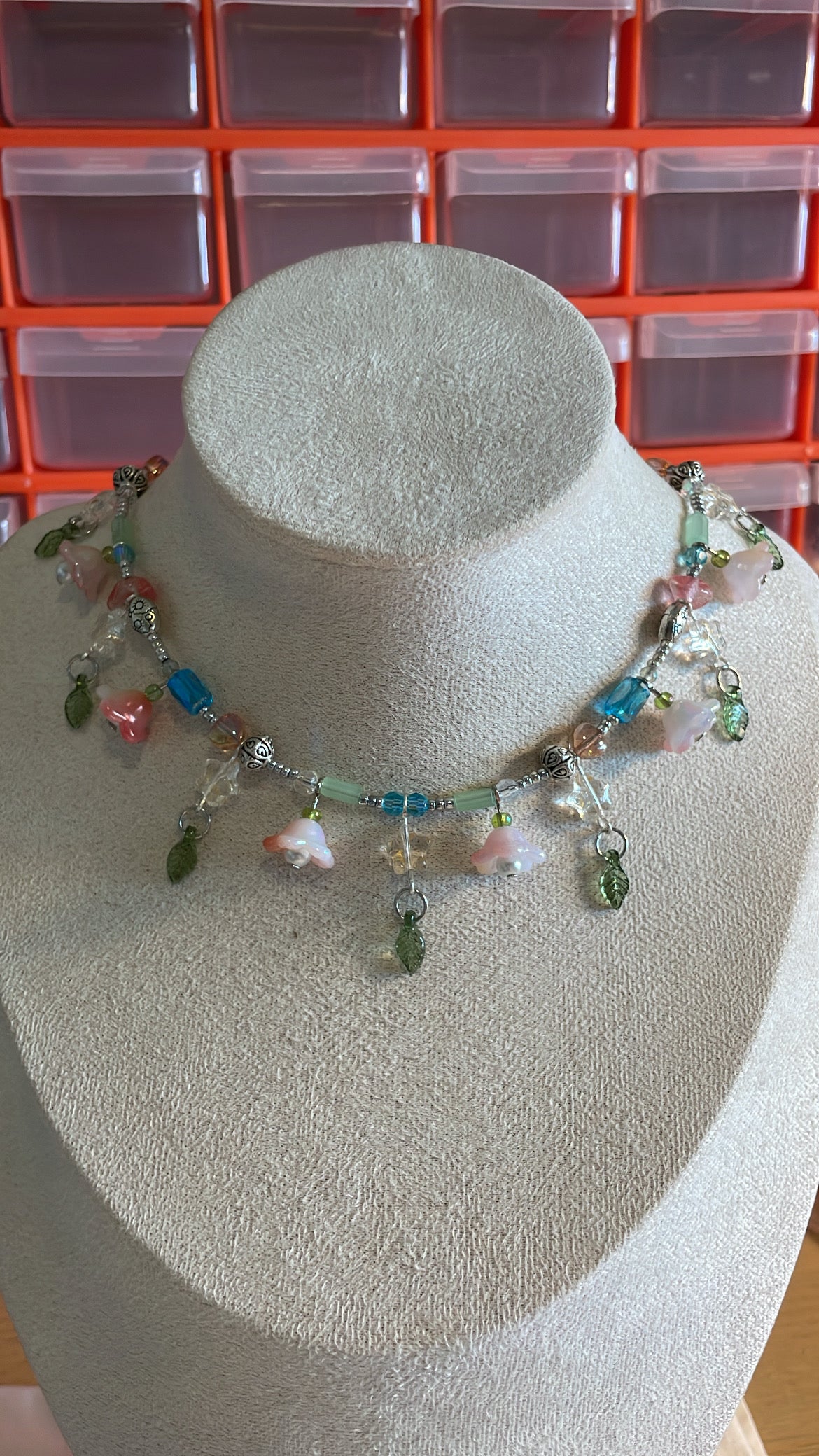 Starry gladiolus necklace