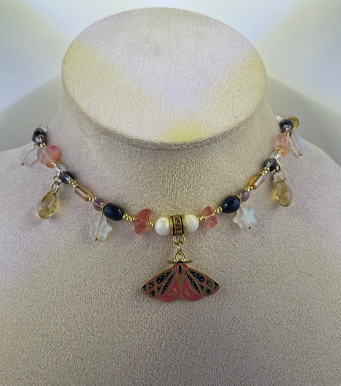 Flame moth choker