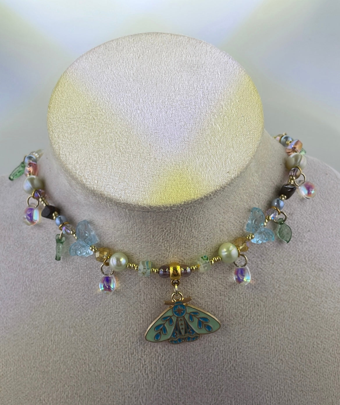 Lunar moth choker