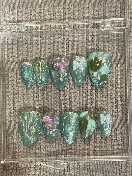 For Monét press on nails