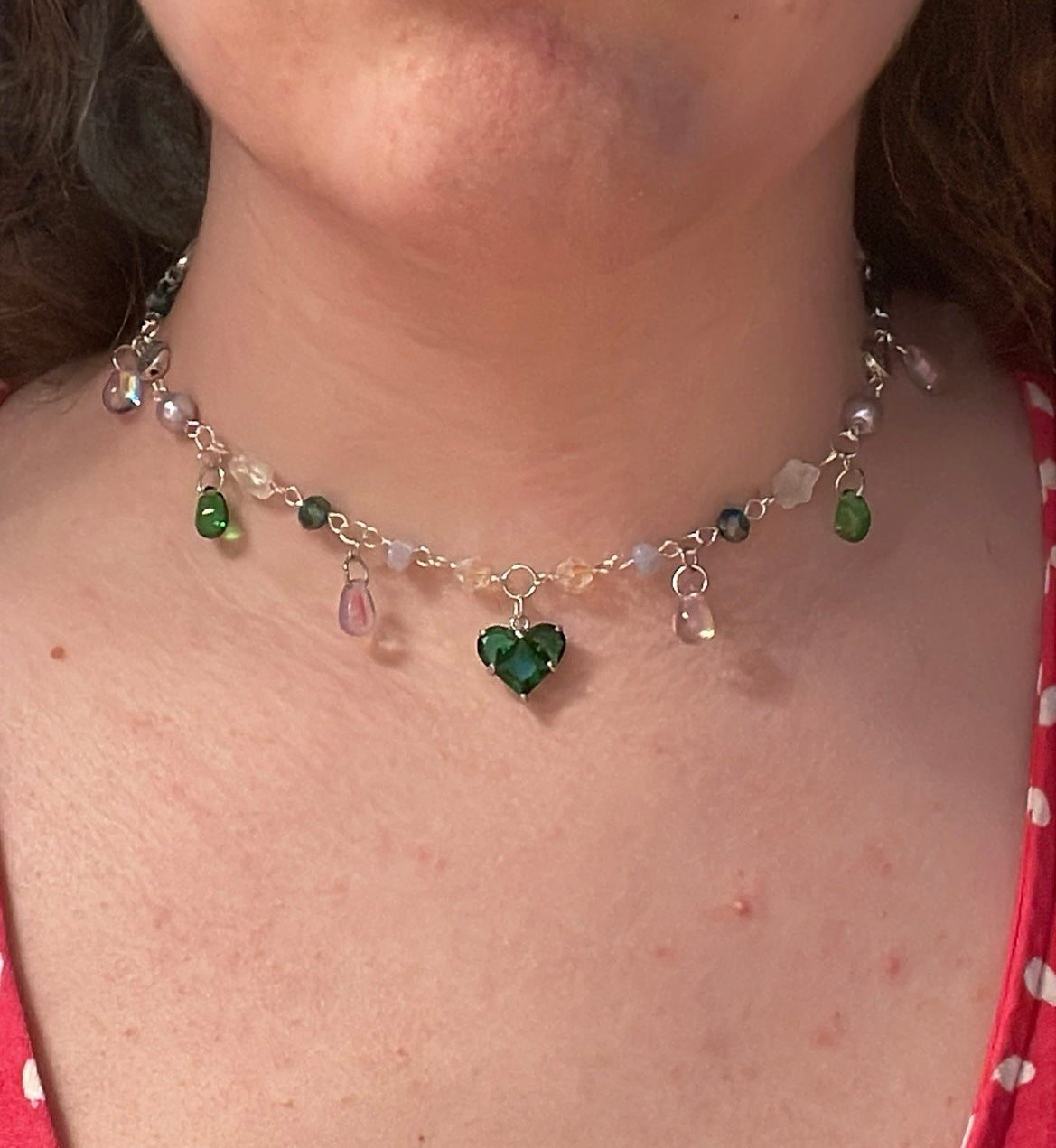 Green glass heart choker (adjustable)